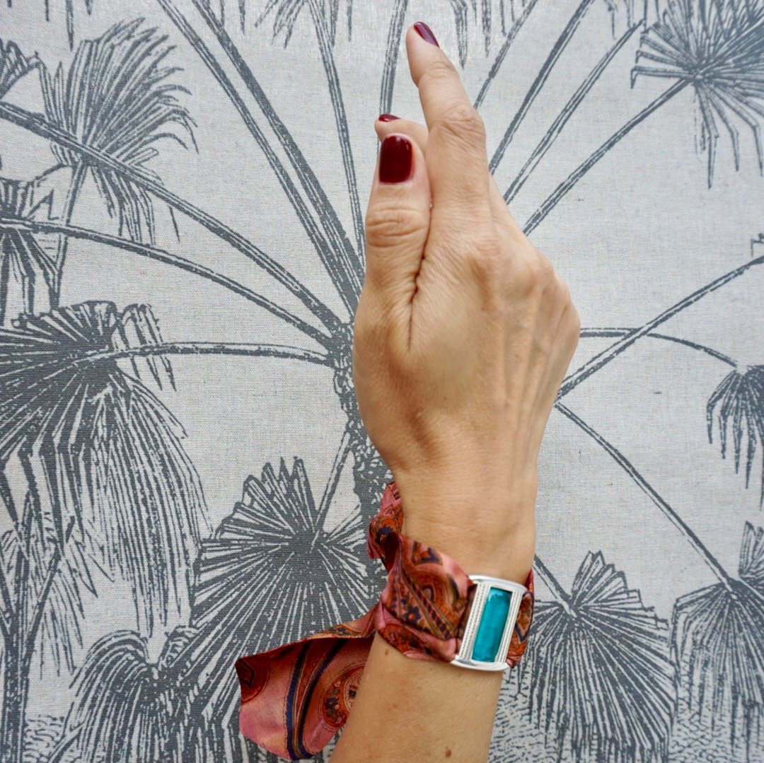 Lien de bracelet collections Upcyclées pour Femme -Découvrir SARI