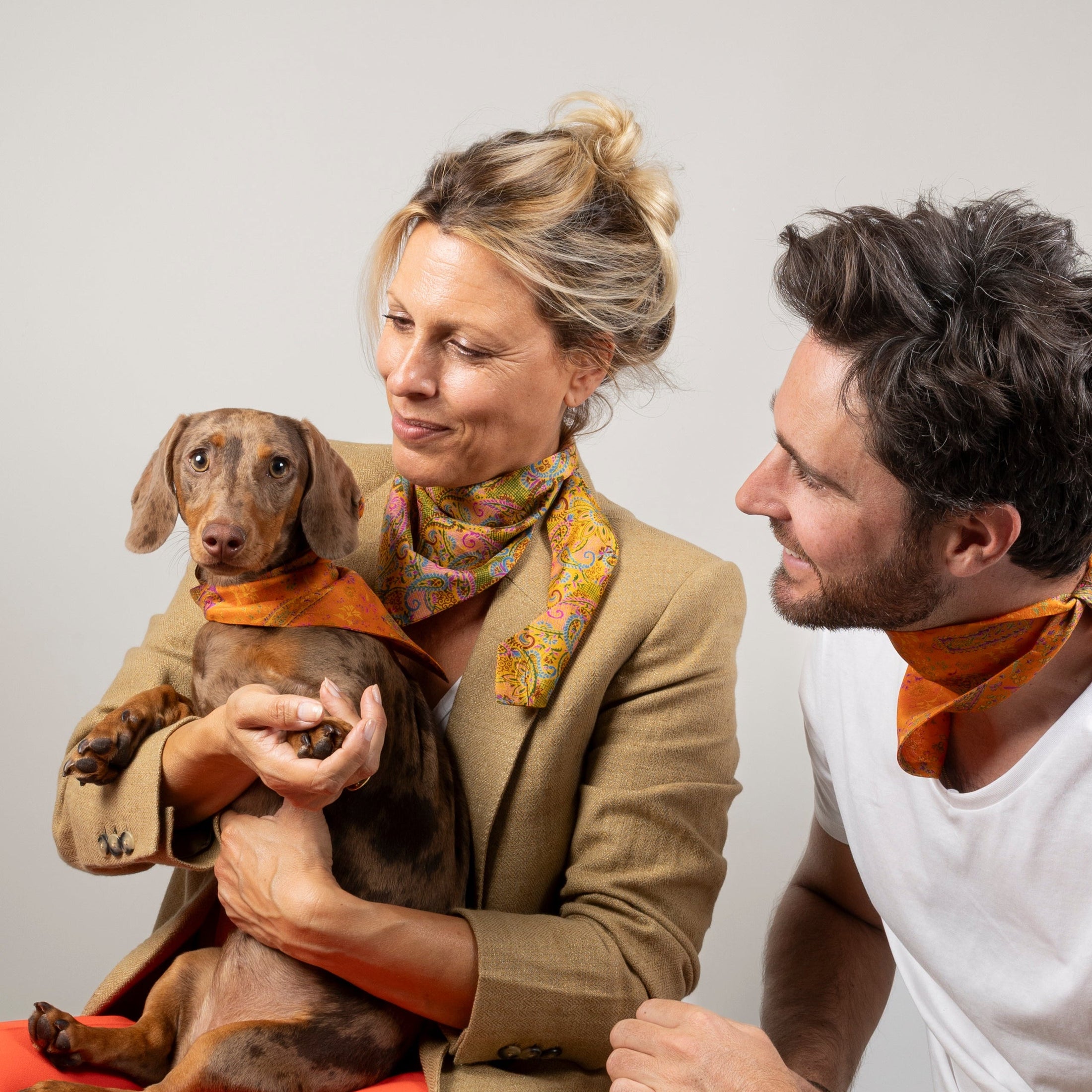 Foulard de soie Clémentine pour chien-Les Soieries d'HUBBTON'S