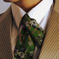 Charger l'image dans la visionneuse de la galerie, Foulard de soie Vert fleuri Homme et Femme-Les Soieries d'HUBBTON'S
