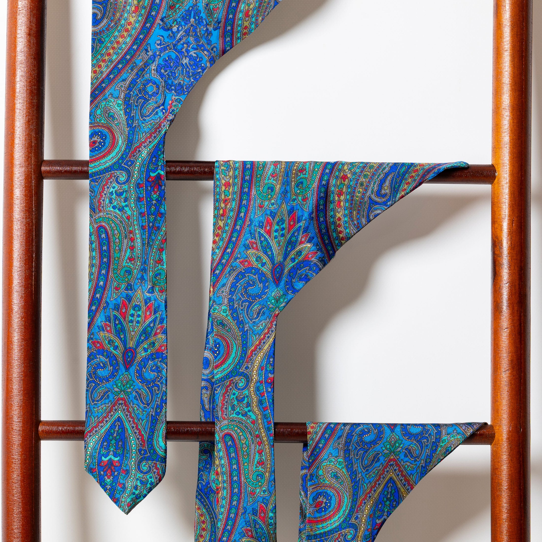 Foulard de soie Bleu Cachemire pour chien-Les Soieries d'HUBBTON'S