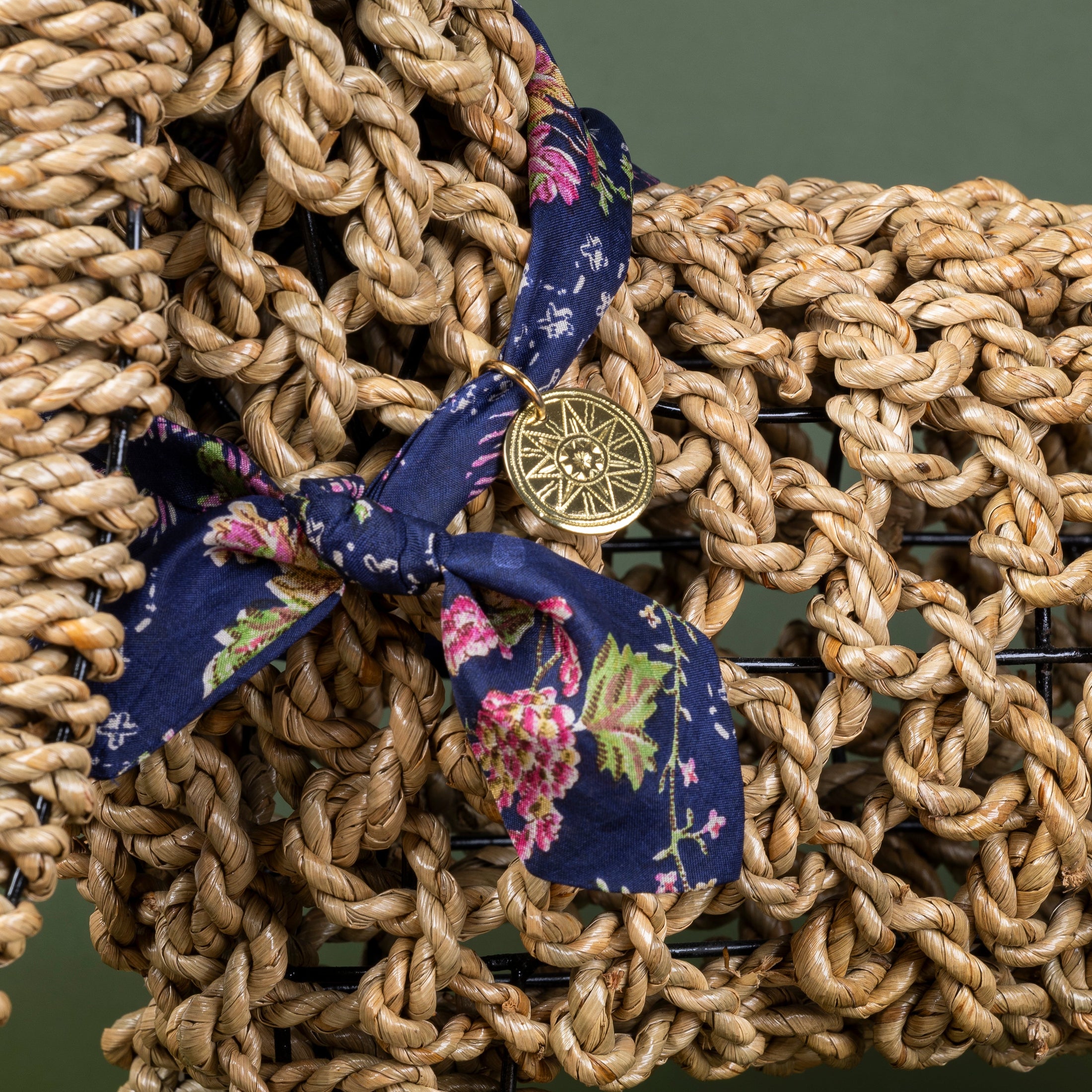 Foulard de soie Bleu Royal pour chien-Les Soieries d'HUBBTON'S