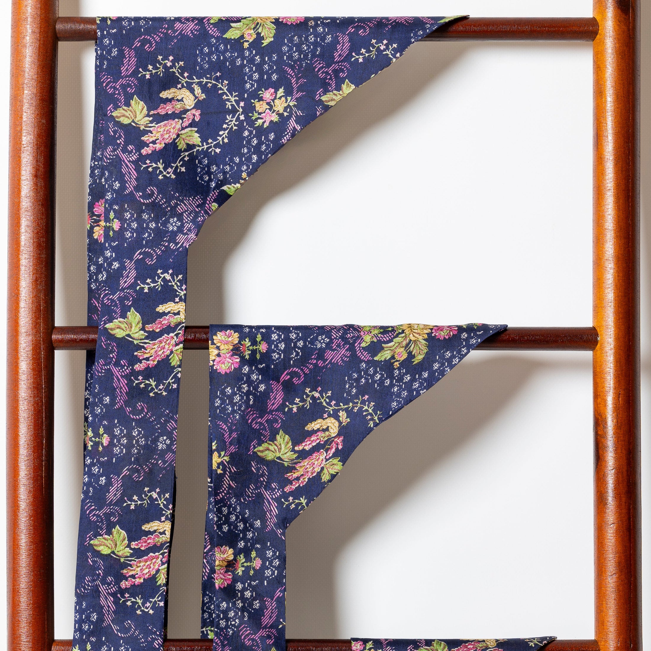 Foulard de soie Bleu royal Homme et Femme-Les Soieries d'HUBBTON'S