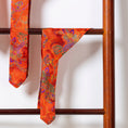 Charger l'image dans la visionneuse de la galerie, Foulard de soie Cuivre d'automne pour chien-Les Soieries d'HUBBTON'S
