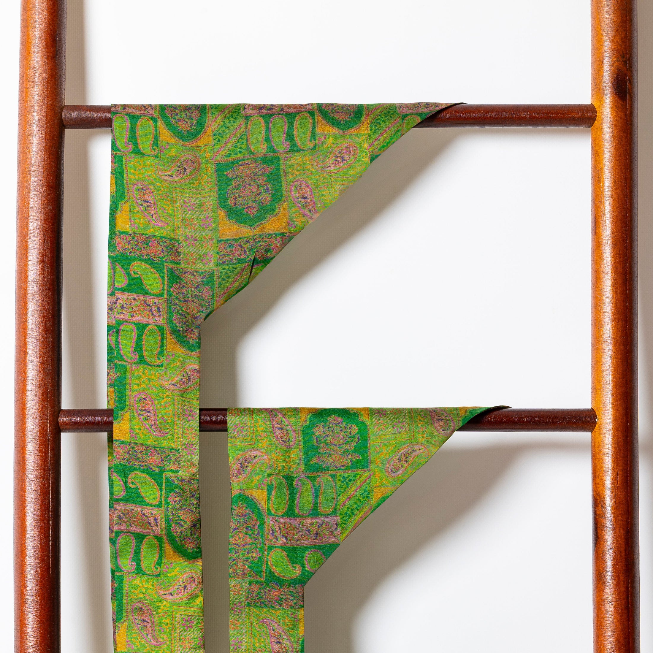 Foulard de soie Kaki pour chien-Les Soieries d'HUBBTON'S